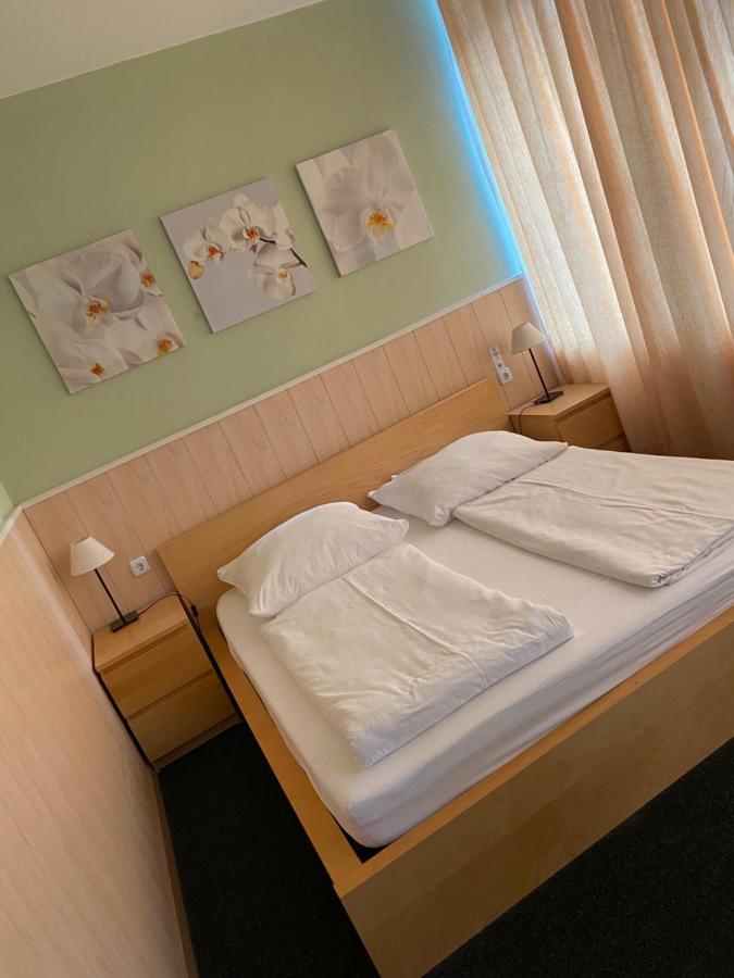 הנובר Hotel Schwarzer Baer מראה חיצוני תמונה