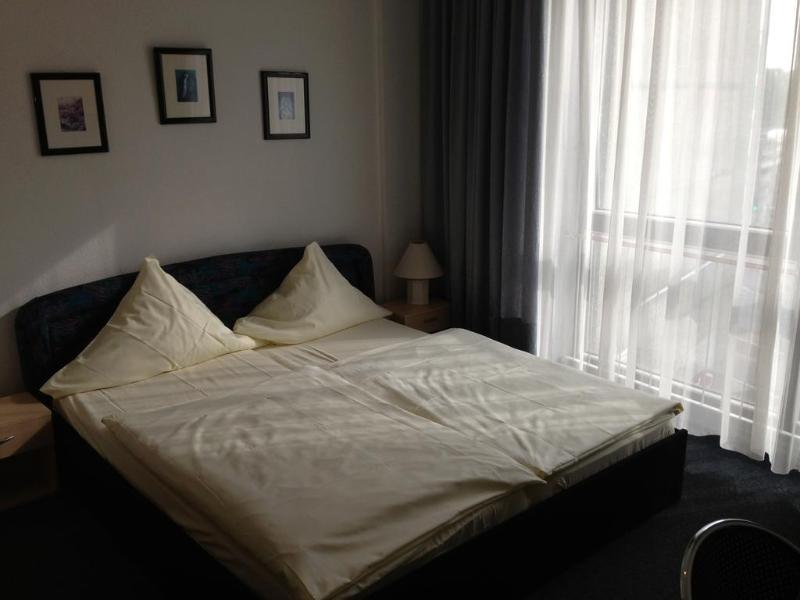 הנובר Hotel Schwarzer Baer מראה חיצוני תמונה